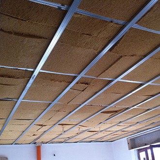 Flexible wood fiber ceiling